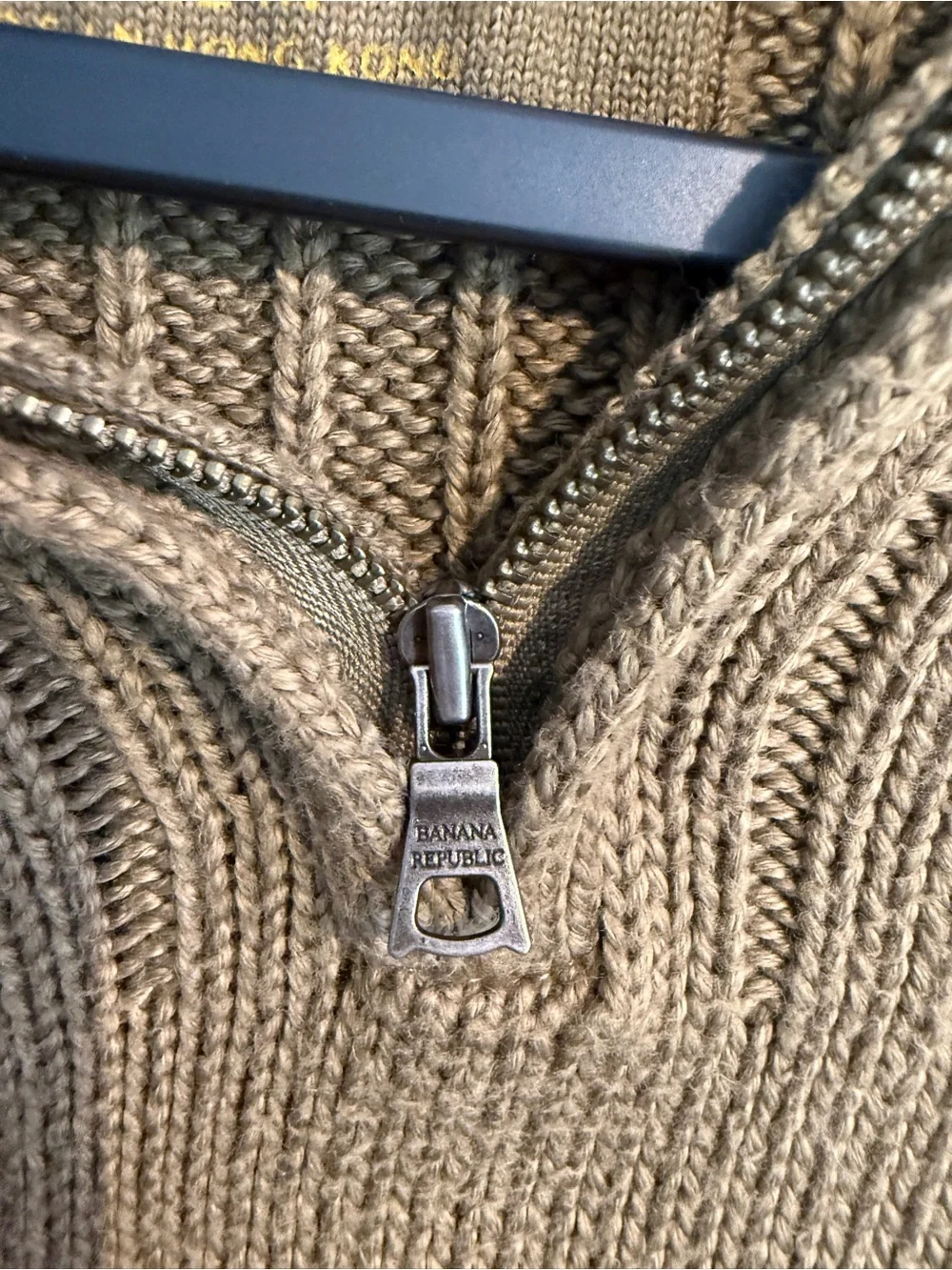 Vintage Men’s thick cotton Quarter zip sweater